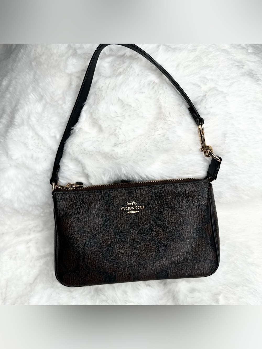 *COACH* Signature Canvas Plaza 18 Bag - Picture 8 of 12